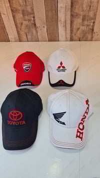 مفتاح سيارة • مفتاح ماركة • اكسسوار شخصي