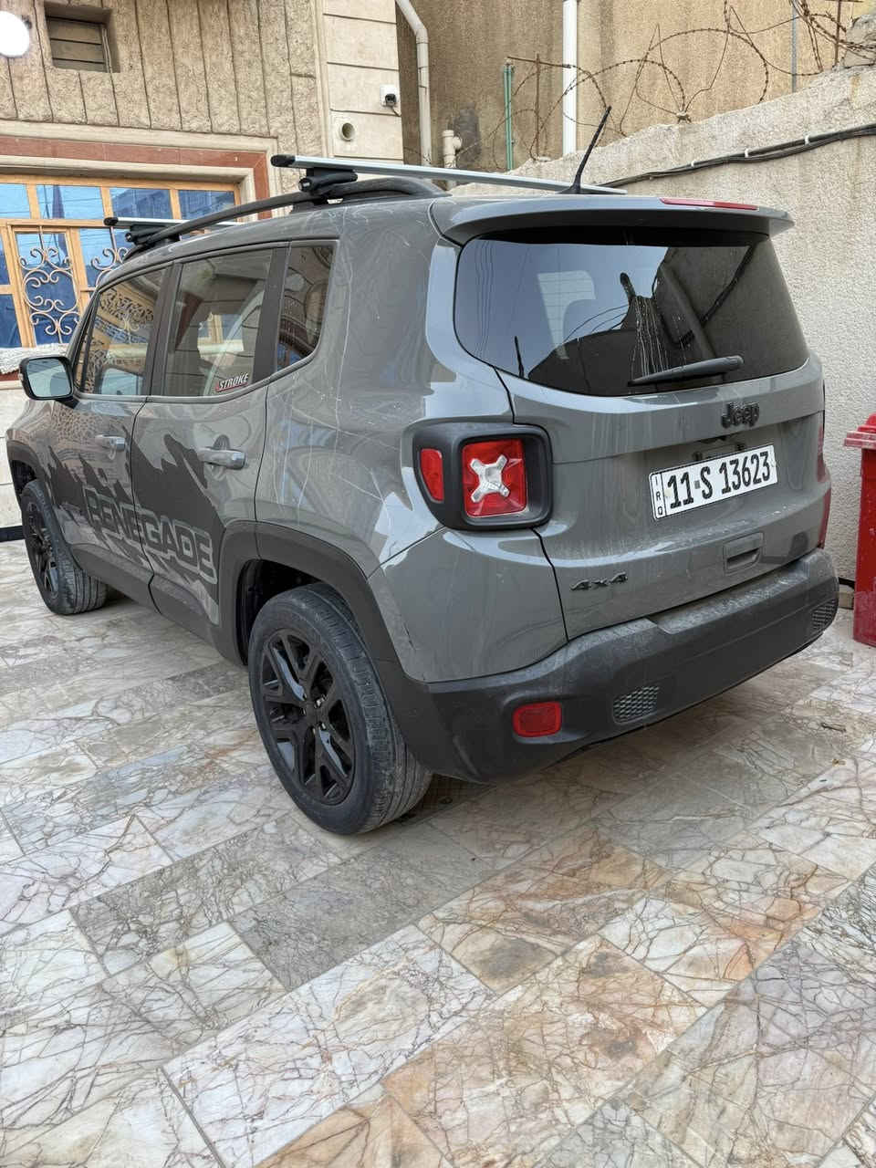 الوصف
سلام عليكم جيب رنكت 2022رقم بغداد الماني وراعيها بالبصره تحويل بالبصره ضربته جانبيه بابين صبغ ومدكر خلفي
تعديل
المواصفات
بصمه ابواب
كشن كهرباء
مثبت سرعه
سايد بريك بصمه
تحديد مسار
car blay شاشه كبيره
كامرا
حساسات
كير 9نمر
ماشيه 21ميل مال بيت غرفته بالكارتون مكينه كير حداديه تبريد تخم تاير كلا بالضمان والشرط سعرها
140 وبيها مجال لطيبين 
***********
مكانه البصره الزبير
