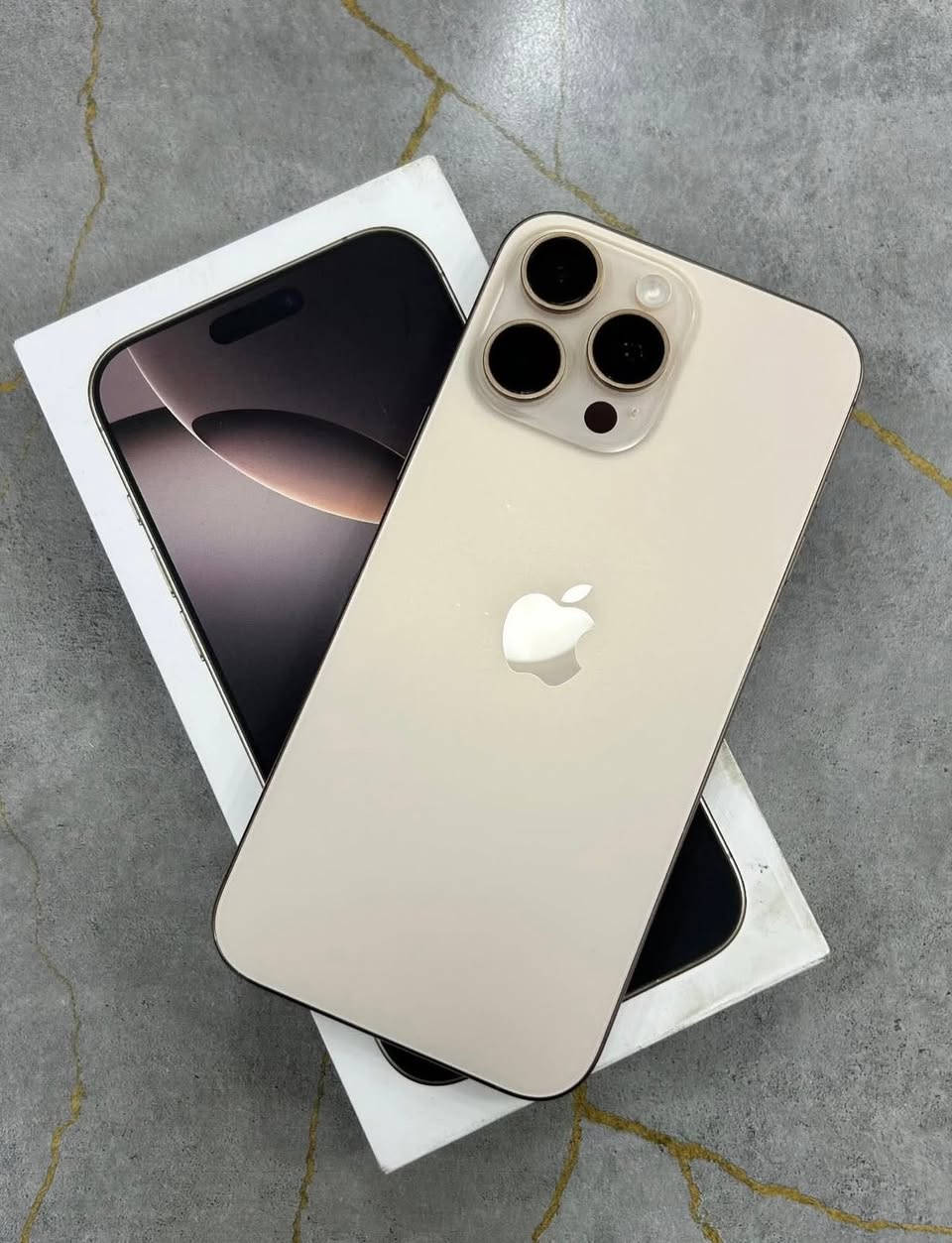 سلام عليكم ١٦برو ماكس
بطاريه ٩٠
ذاكره ٢٥٦
ماستر نموذج M
مكاني مدينه الصدر 
1.300
@إشارة


**إذا كنت صاحب هذا الإعلان وتريد حذفه لأي سبب، رجاءا أرسل رسالة إلى الدعم الفني**