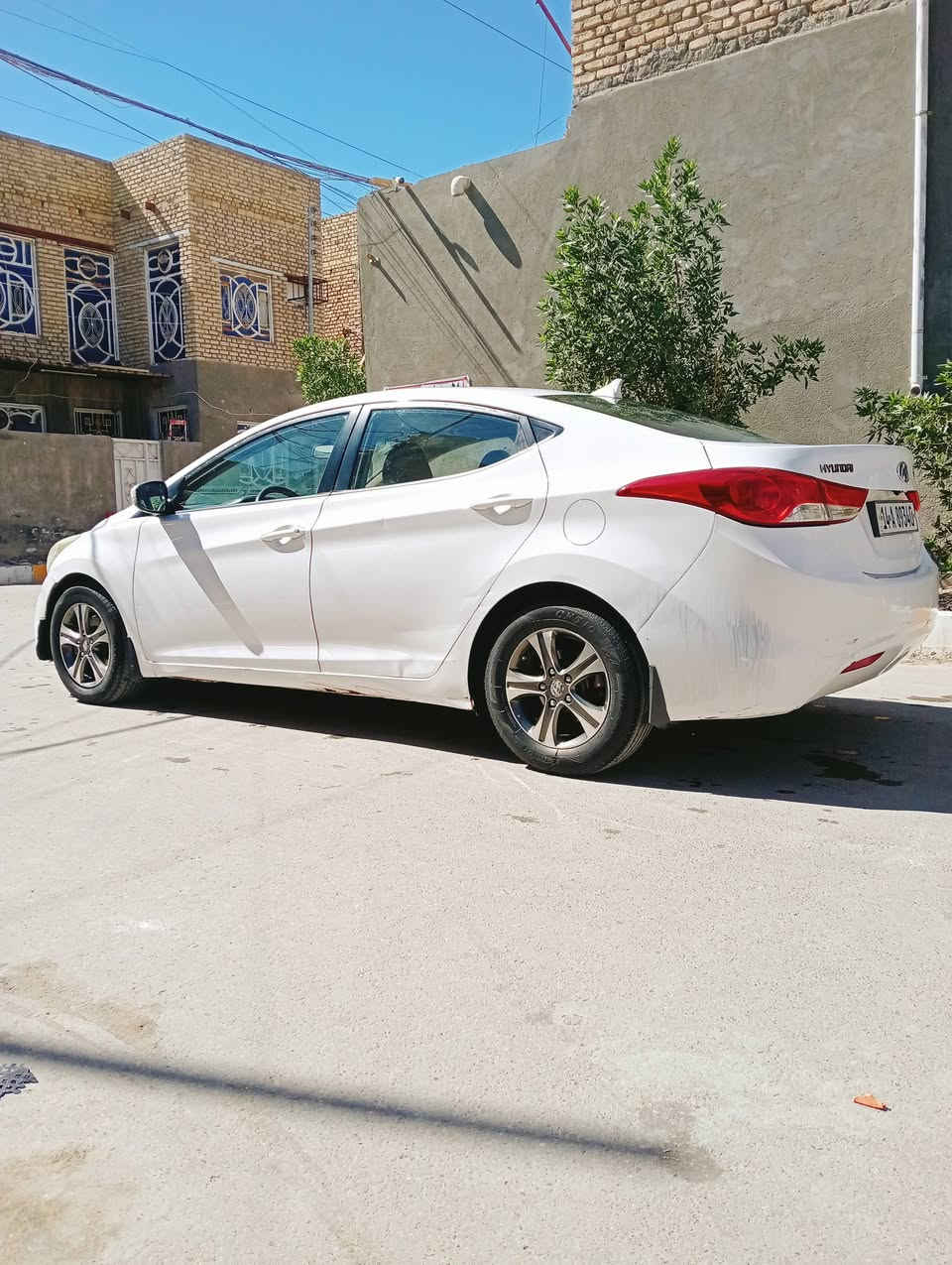 للبيع ألنترا 13 خليجي مكفولة ضربة وتبديل صبغ شويه بلدوس بأسمي السعر 109 مجال قليل *********** كربلاء الحر البيع بعقد مروري بعد الفحص والاتفاق .
