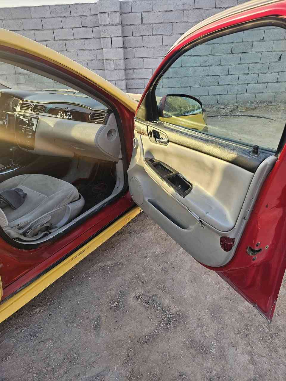 سلام عليكم من رخصت مدير الكروب امبالا موديل ٢٠١١ بغداد تحويل مباشر خط سماوه نجف مكينه ٣٥٠٠ كهربائياته شغاله ظربته جاملغ الأيمن السعر ٥٢ وبيه مجال المكان السماوه ارقم ***********
