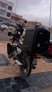 اخوان بوكسر ٢٢ داخله ب ٢٣ كلش نضيفه وحلوه وبيها هواي اضافات مابيها نقص...