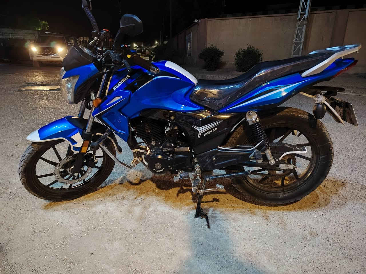 هيومه MB150 موديل 2023 🔥
مرقمة رقم إنكليزي ✅
كفالة الگشر والمحرك والسرقة ✅
دراجة نظيفة ومرتبة ما تحتاج شي ✨
لون أزرق ملكي يخبل والطگة حاضرة 👌
للاستخدام اليومي والشغل والتوصيل
للمهتم يراسل خاص أو يتصل 📞
***********
