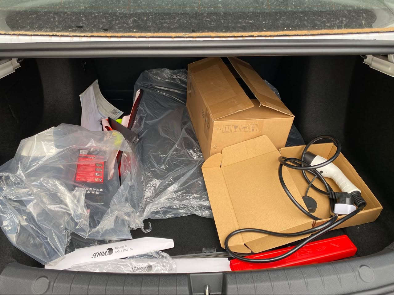 BYD 2025 سفر كيلؤمةتر هيچى نية كامل ئةشياى لةگةلة دوو سويچ دوو كارت دوو كيبل شةحن جيهازى ئيرس 75 رؤژ ماوة بؤ رةقةم كردن ژمارة مؤبايل *********** أربيل, العراق
