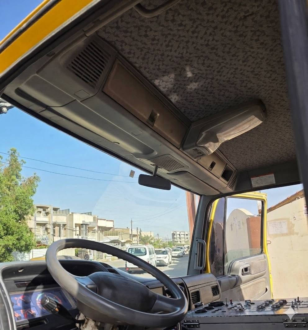 اقرأ التفاصيل قبل كلشي 🤝
🚛 للبيع: سيارة كنس شوارع هينو (HINO) موديل 2018 - بحالة ممتازة تصعيد وليس شفط 

✅️ ستة اسلندر 

✅️ محركين( محرك امامي ومحرك خلفي ) 

✅️ فرج كنس من الجانبين 

✅️ فرجة خلفية جديدة التصعيد 

✅️ خزان مي 

✅️ رقم ألماني( بغداد ) 

الهاتف 📱( *********** )
