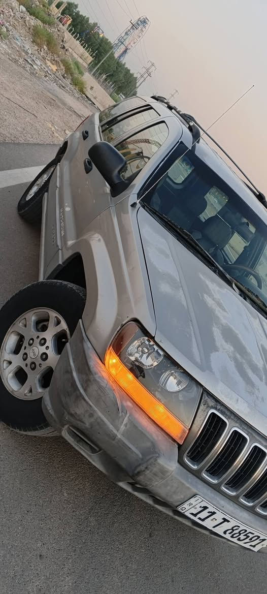 سلام عليكم جيب لاريدو مديل 2000
على وضع الشركه مكفوله عام  سعر  66بيه مجال جدا بسيط
محرك وكير  جديد  بلاديه     وان ويل  
داخل بلادي وجديد شركه  تبريد منتاز  ***********
مكفوله من اي ضرر او صبغ فقط بيه جراد واضح بلصوره
صدر نظيف  تخم تاير  باتري  السيارة مامحتاجه اي شي جاهزه  نشطه وناعمه   رقم وسنويه جديد تحويل مباشر  
عنوان بغداد قرب مرور الحسينيه شارع العام ***********
ترايك مفتوح  من زاخو الى فاو بغداد, العراق
