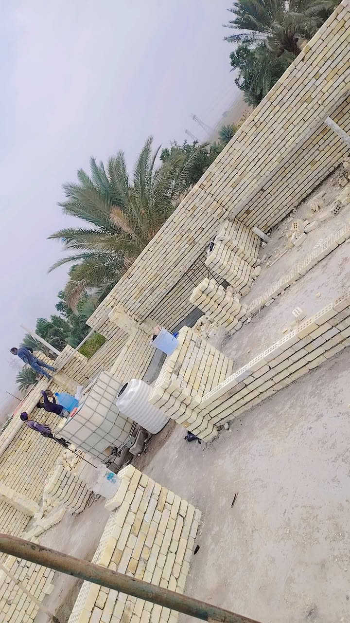 تحياتي السلام عليكم. خلفة بناء كرسته وعمل.
نشتغل قطعي وعلى الدبل  بناء درجه اولئ مع النظافة بعد إكمال البناء
(مكان العمل داخل بغداد هاتف او) خاص (***********)
(***********.)متواجد (واتساب👉) 
(والله يرزق الجميع تحياتي)
