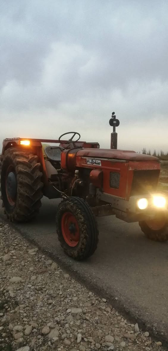 عنتر موديل ١٩٩٠ كتاب شركه بدون تحويل مكينه جاهزه على وضع شركه باور استيرن جاهز مضبوط مكاني ديالئ قرتبه سعر مكينه 7 وبيهه مجال الطيبين الاستفسار ***********
