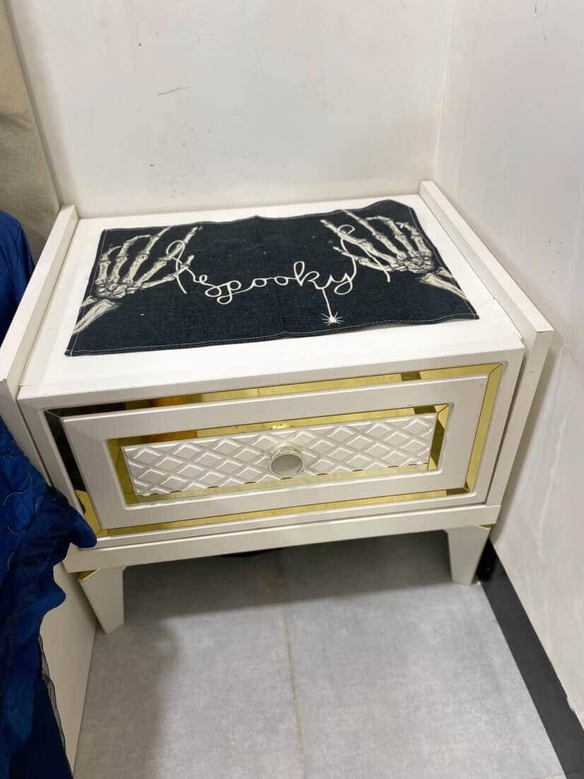 غرفه تركي للبيع نقص مرايه المييز مكسورة مكانهه الشعله ب750وبيهه مجال بسيط


**إذا كنت صاحب هذا الإعلان وتريد حذفه لأي سبب، رجاءا أرسل رسالة إلى الدعم الفني**