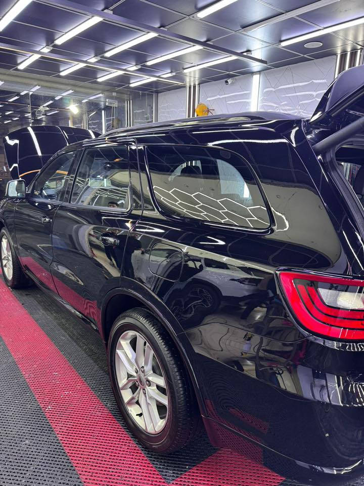 السلام عليكم
GT بلاس موديل 2024

31كيلو ماشيه
ضربتها باب فقط وجاملغ خلفي بي بارد خفيففف كلش 
فول مواصفات مخنوكه للخير مواصفات 
سلايد روف فتحه
تدفئه تبريد كشنات
تدفئه ستيرن 
شاشه جبيرة 
كار بلي 
تشغيل عن بعد 
القير 8 نمرات 
فتحه سلايت 
نقطه عمياء 
اضائه كوابه موجود
مدخل اوكس و يو اس بي دبل 
7 راكب 
حساسات خلفيه
جنطه كهرباء 
لايت زنون بلادي 
مكان السيارة بغداد 
6سلندر 3600
رقم بغداد 
تحويل ثاني يوم او نفس اليوم
صور الحادث موجوده 

***********
