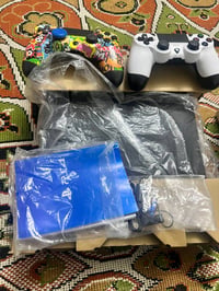 بلي4 لبيع مع جميع ملحقات 300لف وبي مجال وتساب07751151344