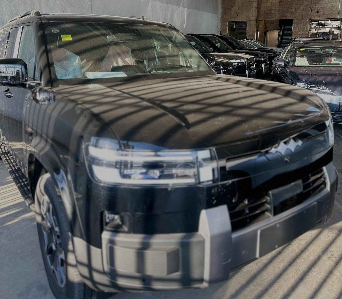 شركة السدّ العظيم لتجارة السيارات 

  الانواع المتوفرة حاليا 
-_-_-_-_-_-_-_-_-_
دسترورير ابيض وألوان 2025
سيل 05 ابيض وألوان 2025
سونج بلص سمنتي ورصاصي 2025
كين ال فول فتحه بانوراما رصاصي 2025
سيل 07 فول مواصفات لون اسود داخل مشمشي 2025
سيل 07 فول موصفات لون ازرق 2025
سيلايون 06 لون رصاصي 2025
سيلايون 05 ابيض وألوان موديل 2024
 ليوبيرد 7 فول اسود داخل مشمشي
-_-_-_-_-_-_-_-_-
 العنوان بغداد مجمع معارض البياع الشارع الرئيسي 
  الاستفسار الاتصال 
***********
***********
