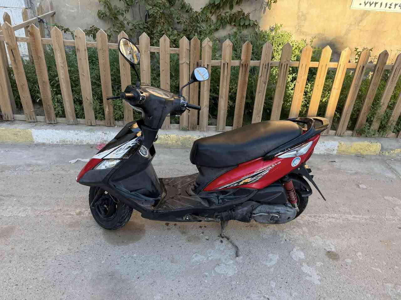 سلام عليكم ثعلب بلاديه  مكينه خير من الله لا صوت لا بخار شلعه معدل كلها شغاله ختم واحد بلاديه دراجه ما بيها نقص كفاله من كلشي مكاني بغداد الشعله السعر 650بيها مجال بسيط لشراي رقمي ***********
