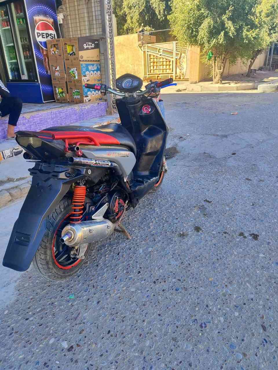 مرحبا
دراجه سكنس جبلي للبيع 
دراجه نضيفه وحلوه 
صالنصه رياضي سرعه تخبل 
دراجه ما بيه نقص 
السعر ٧٥٠ وبيه مجال 
عنوان /ميسان /حي الغدير / قرب فلكه القاضي 
الرقم ***********
أو مراسله واتساب 
0773479940
