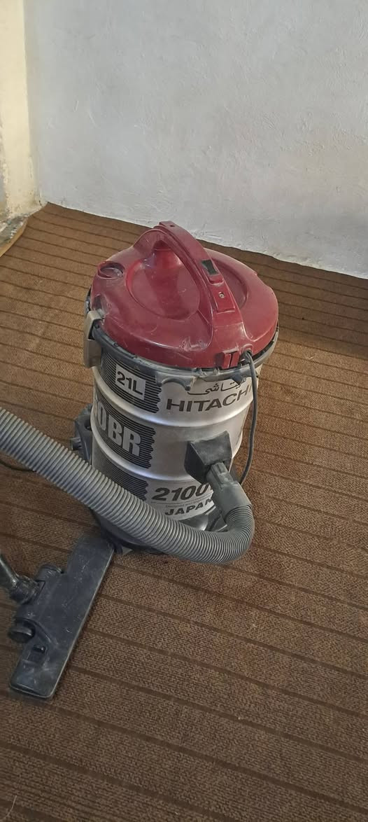 السلام عليكم مكنسه كهربائية هيتاشي
ماطوره نحاس تاخذه مكنسه على فحص سعره 35بيه مجال مكاني نجف


**إذا كنت صاحب هذا الإعلان وتريد حذفه لأي سبب، رجاءا أرسل رسالة إلى الدعم الفني**