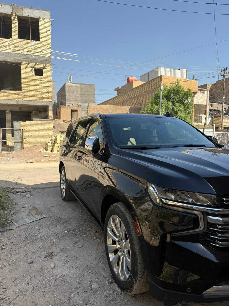 تاهو بريمير2021 اعلى مواصفات
خليجي مكفوله من الصبغ وتبديل كلين 
بيهه فقط بارد شي قليل طرف الباب الخلفي وما مبين  
ماشيه 71 ميل.  
السعر 460 
***********
