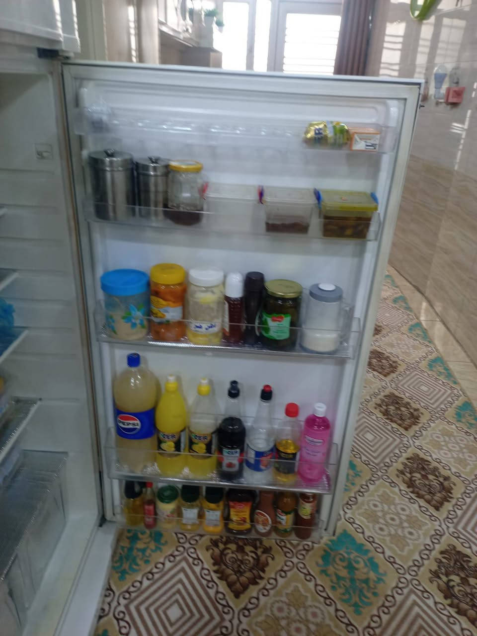 ✨للبيع
ثلاجه نظيفه جدا وحجمها كبير للبيع في بغداد حي الجامعة مداخله تصليح 
للاستفسار الاتصال على رقم ***********
