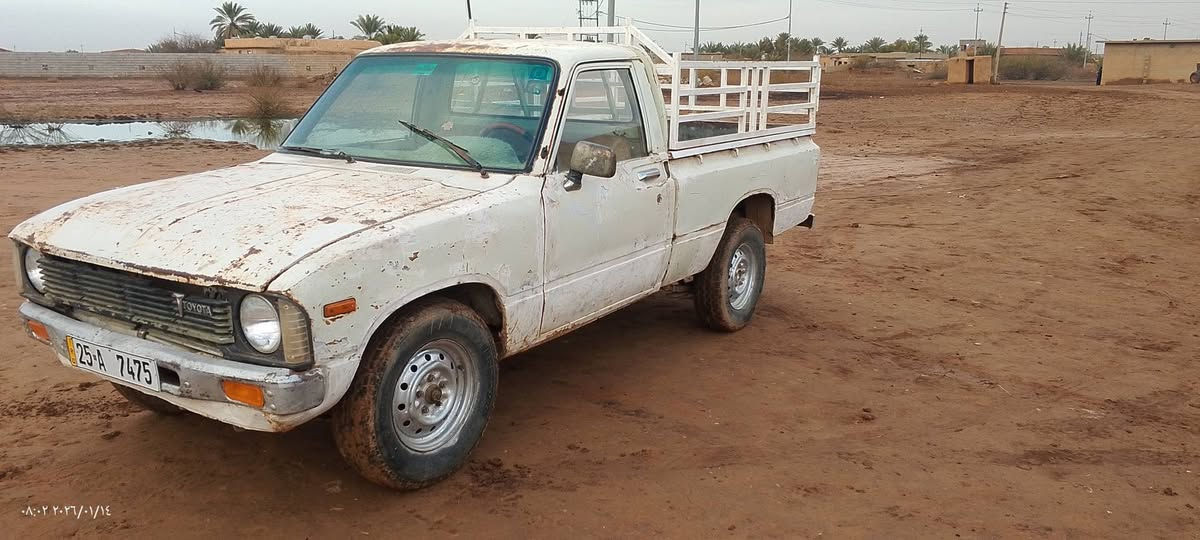 سياره 80 للبيع ما ناقصها اي شي سعرها 32 وبيهامجال  مكانها كركوك الحويجة  رقمها انگليزي  سنويه ل 29 ..  للاتصال ع ***********
