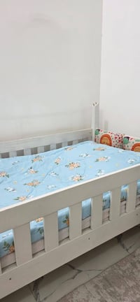 سرير أطفال • نفر • بدون دوشك