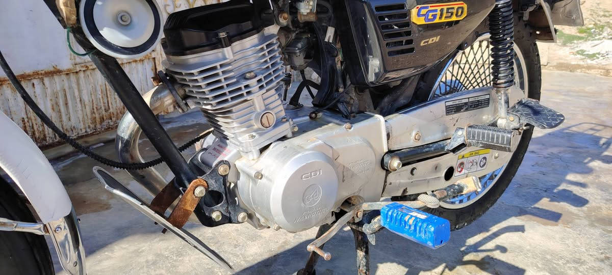 ماطور للبيع نامي ابرو موديل ٢٢ لوك محرك ما مفتوح بس امبدل ولفات السعر ٤٧٥ رقم ***********
