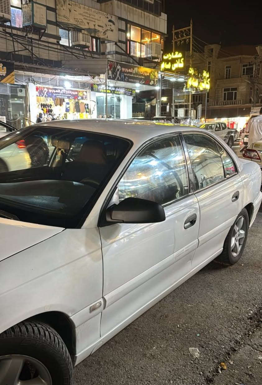 السلام علیکم
سیارة للبیع اوبل بزون 2002 
کیر عادي 
محرک 2200
داخلي جدید 
کلاج عینة جدید  
افلانجة جدید
اطارات جدید
تبرید ثلج   
بدون دعم الکیر محرک کلە شرط 
سیارة بدون نقص کهربایات کلە شغالة 
بیها سستم غاز ایطالي ٨٠ لتر   
رقم و سنویة جدید 
تحویل وکالة الثاني یوم 
مکان سیارة اربیل 

السعر 60  

***********
 واتس اب فقط
***********
