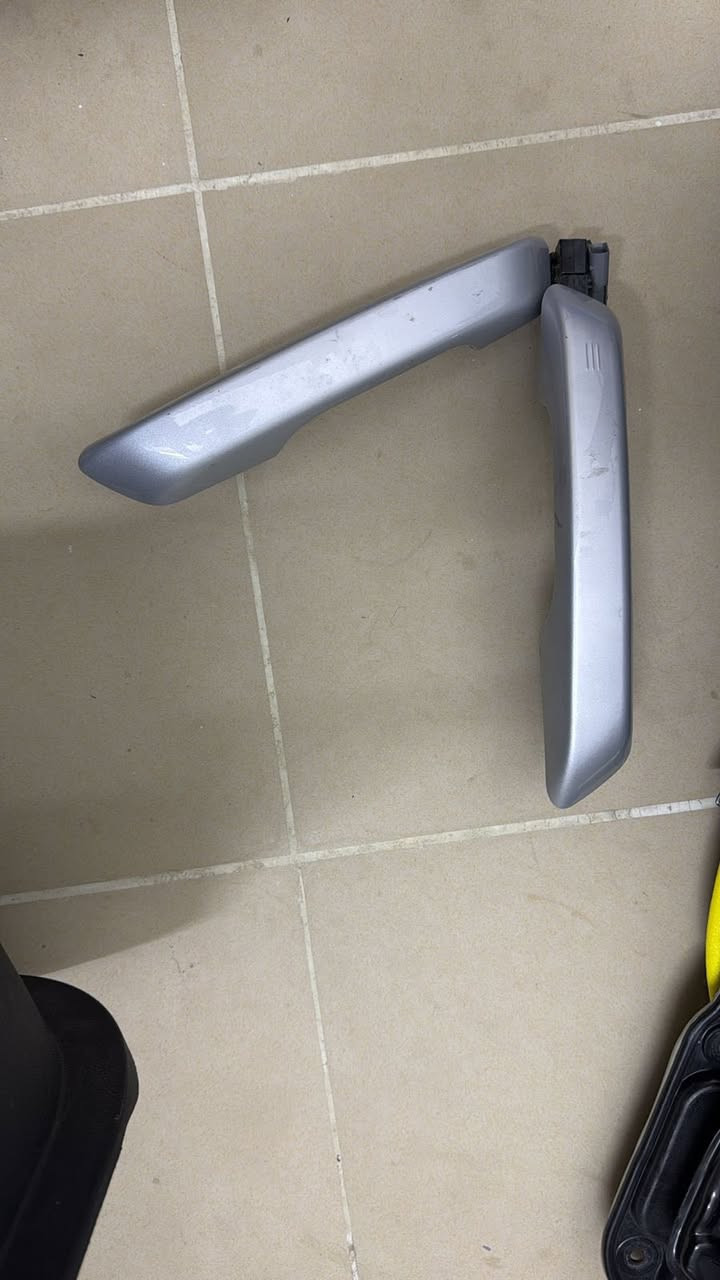 ئەم ئەشیایانەی لاریدۆی ۲٠۲٤ هەیە بۆ فرۆشتن

0770 917 1000
