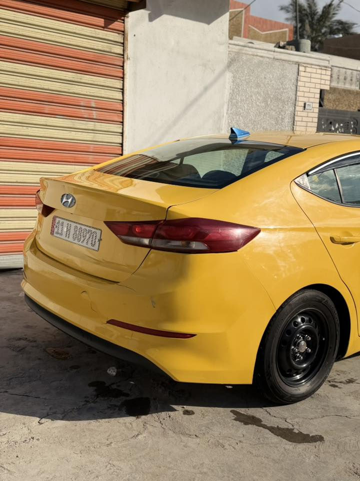 السلام عليكم الانتره 2017حادثه فقط جاملغ مبدل سياره جديده ماشيه 145حقيقي مواصفات نص فول كير ومكينه كفاله عامه برغي ممفتوح تخم تاير جديد دوشمه جديده مناقصها ايشي مكاني بغداد الجديدة رقمي ***********السعر اتصل وبيك خير وتدلل
