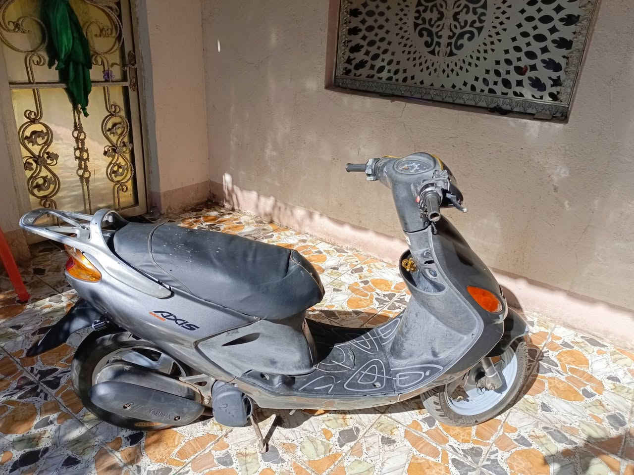 سلام عليكم دراجه دولفين ياباني
نضيفه شرط الشغل سلف هندر للبيع 
السعر 450 مكاني الرميثه رقم واتساب 
***********
