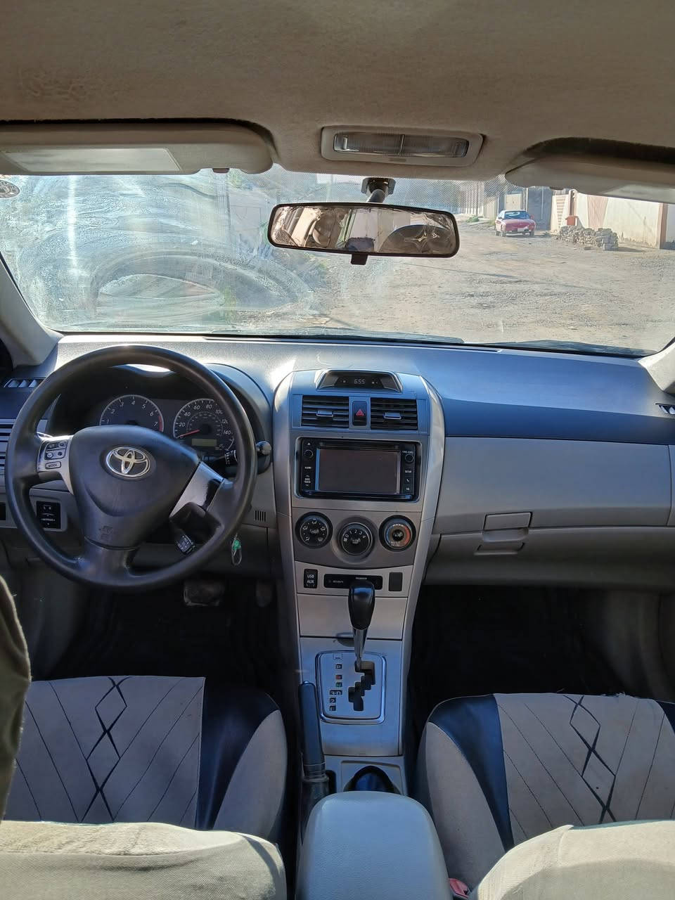 كورلا ٢٠٠١٣ وارد امريكي رقم اربيل لل ٢٠٢٩ ضر جاملغ اليسار بدون دواخل محرك ١٨٠٠ ) ***********مكاني سامراء السعر ١١٠ وبيها مجال
