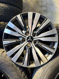 تخم ويل اوتلاندر  موديل جديد اصلى حجم 18يابانى لبيع سعر 300$ 077024894...