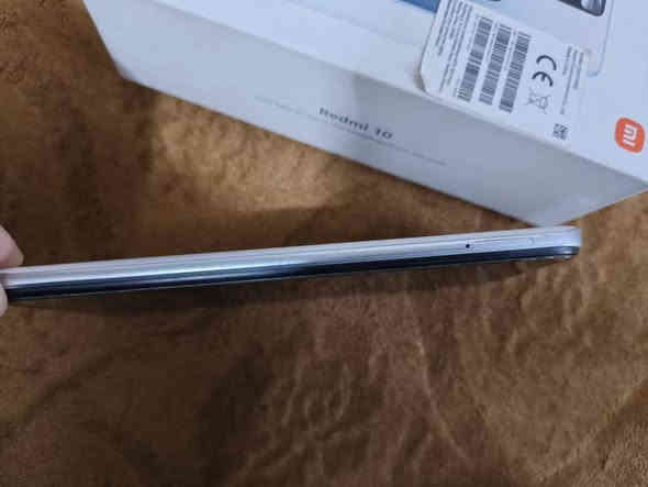 سلام عليكم ريدمي 10 
 للبيع الجهاز اخو الجديد نضافته 95℅
 لا مفتوح ولا مصلح ولا بي اي مشكله مكفول من كلشي 
 مساحته 128    6 رام 
 معالج  media tek Helio G88  
ملحقاته  كارتون فقط  
سعر  125  وبي مجال حك الجيه 

*********** 
تصال ويتساب كربلاء
