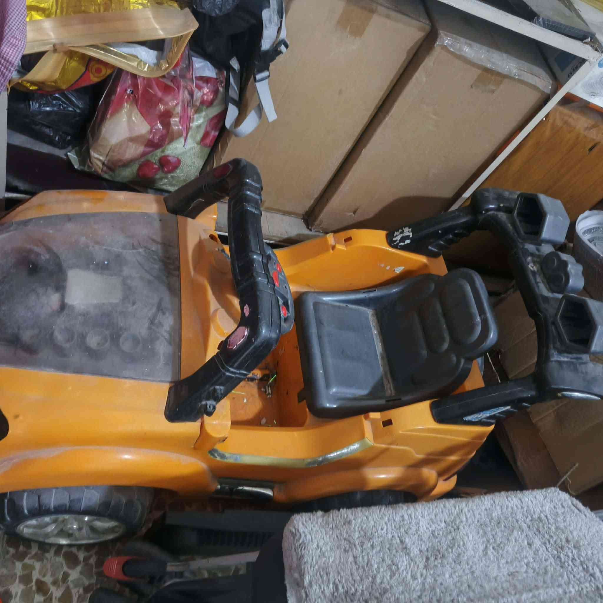 للبيع سياره15تخت طفل 15عربانه طفل 10 مكنسه 5 درج سفنج5


**إذا كنت صاحب هذا الإعلان وتريد حذفه لأي سبب، رجاءا أرسل رسالة إلى الدعم الفني**