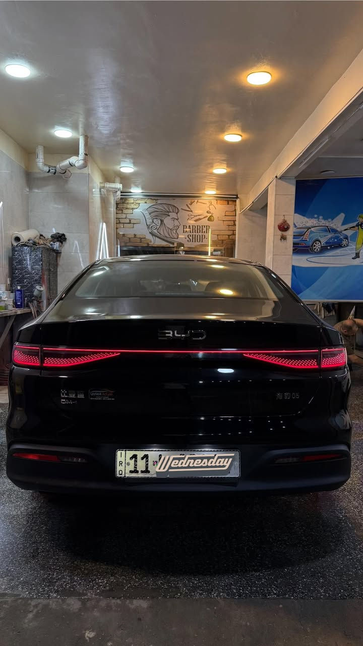 ماشية 12
دبل بصمه وكارت 
كفاله عامه 
السعر 18500 وبيها مجال
***********
بغداد الكرخ
