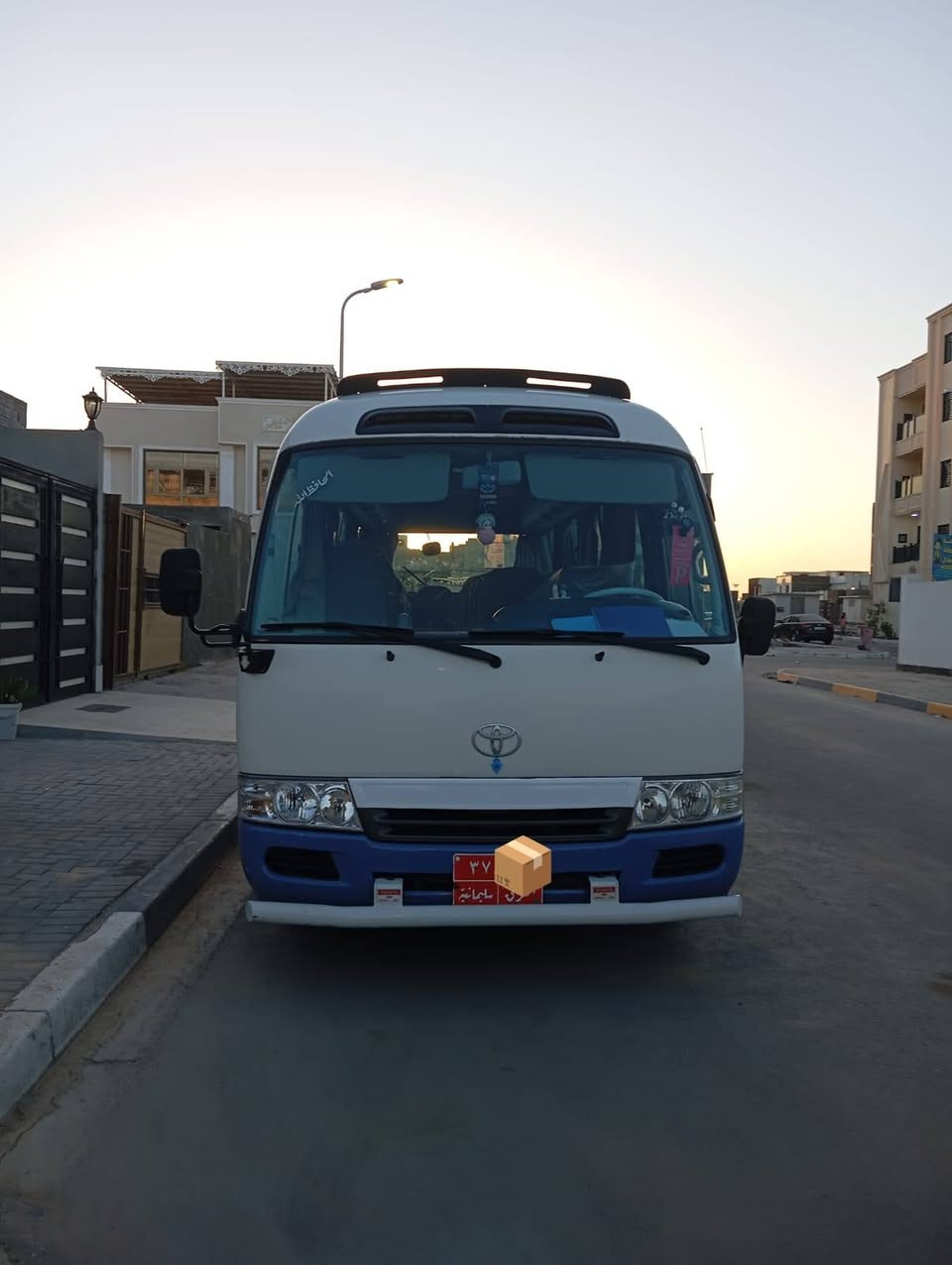 السلام عليكم البيع كوستر مديل ١٥ رقم شمالي شرط تحويل او وكالا جاهزه من كل النواحي جديده بمعنه الكلمه السعر ٣٢٥ بيها مجال مكلف بل نشر الشراي يتصل *********** مكان بصره البصرة, العراق
