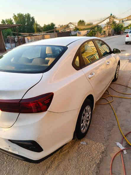 السلام عليكم. سيراتو البيع
مديل 2021
محرك 1600
رقم اربيل
موصفاته كدامكم
السعر 145 
استفسار ***********
