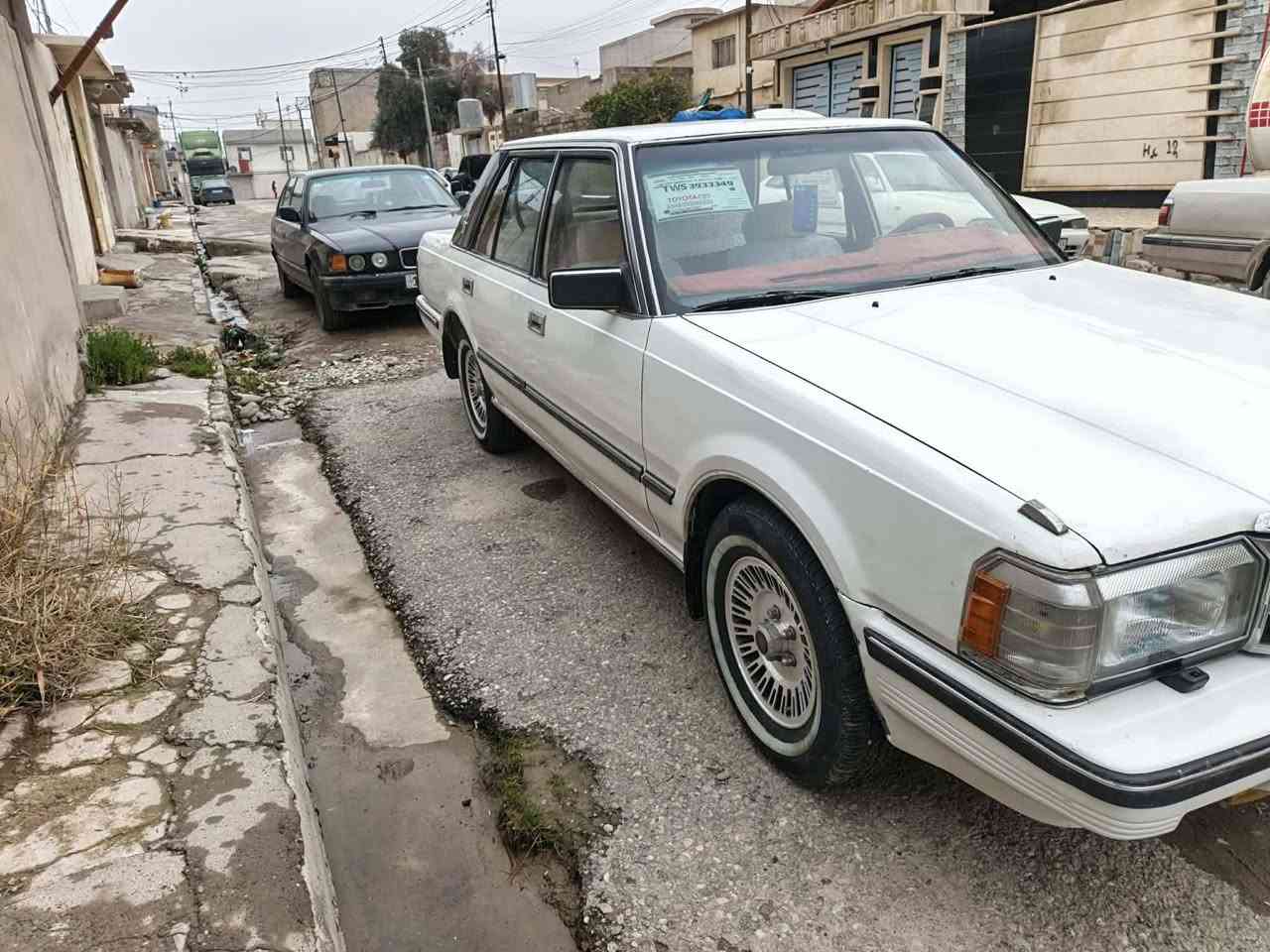 سلام عليكم سوبر للبيع رقم نينوى دولي موديل 85 سنويه لل 30 شرط بس الدوائر مصلاحه كهر كله شغاله طخم تاير جديد السياره مال جناي السعر 70 وبيه مجال رقم الهاتف ***********
