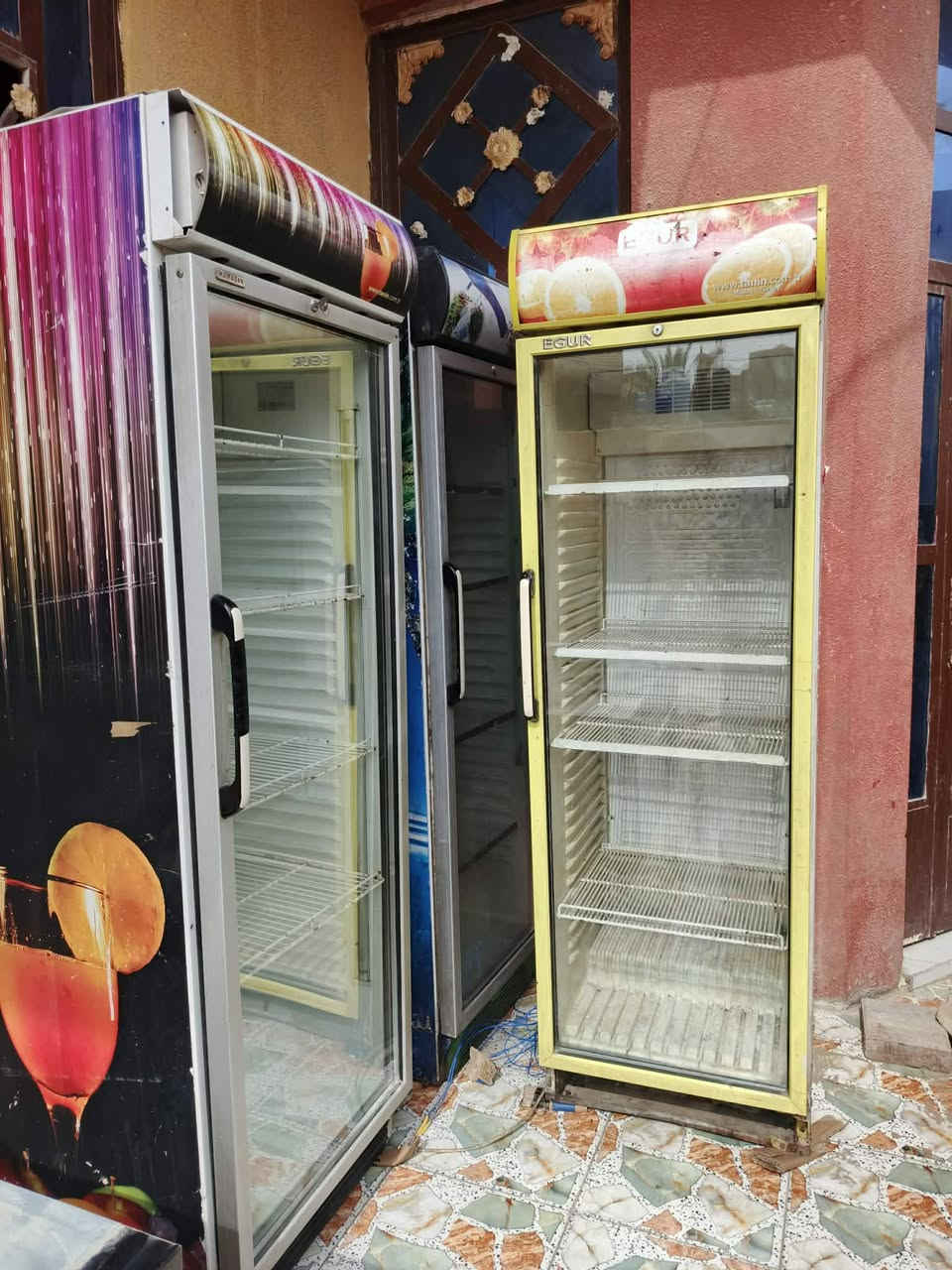 اغراض مطعم للبيع بسعر مناسب مستعجل للاستفسار الاتصال على الرقم*********** يوجد واتساب
