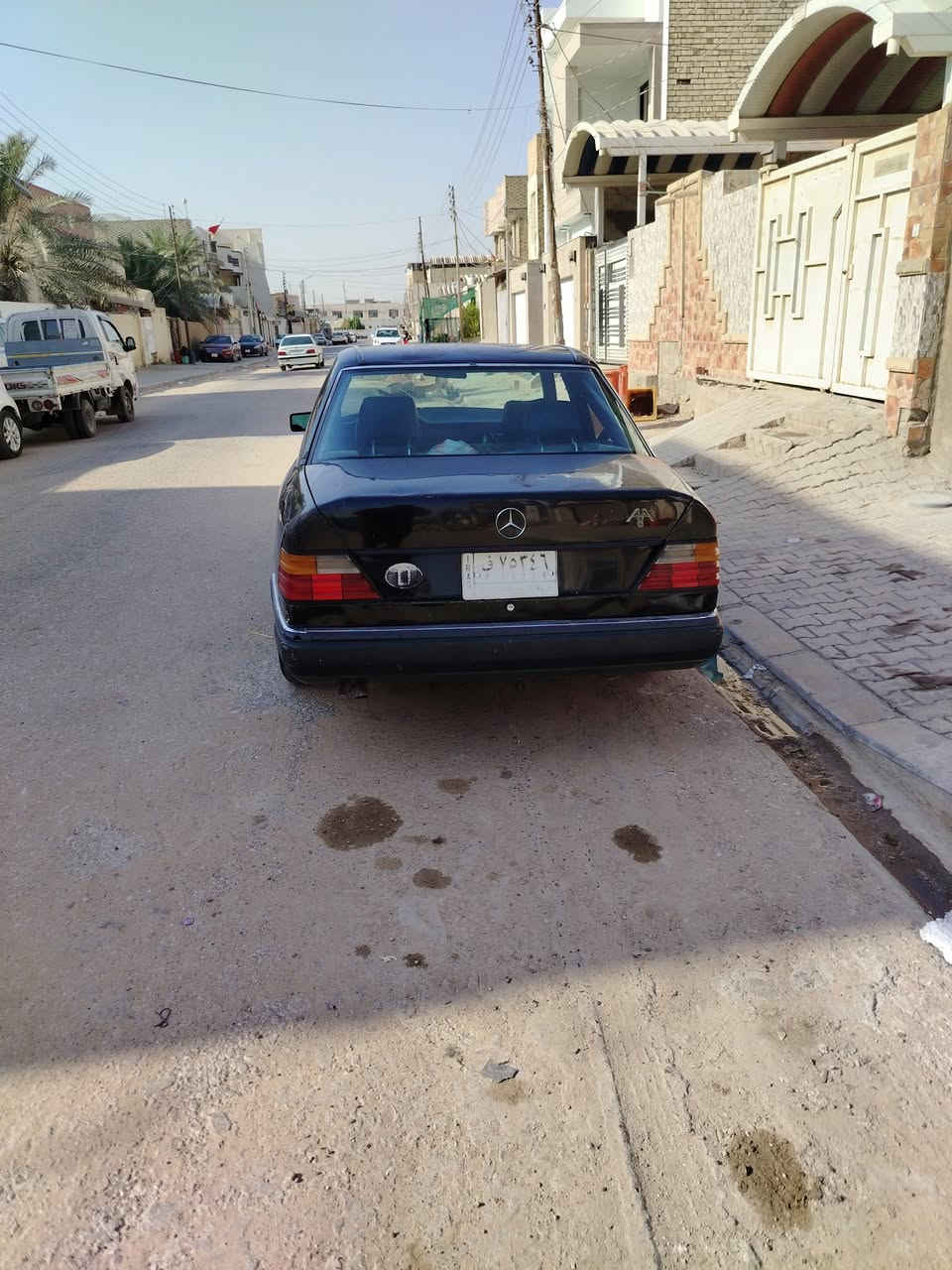 سلام عليكم مارسيدس البيع مديل ١٩٨٩رقم بغداد بيها وكاله خاصه السياره محوره ٢٥٠٠ بطه دواخل جديده خارج كلا جديد حداديه جديده غرفه كلها جديده كشنات كهربائي متعوب عل سياره كلش باقي بس صبغ قماره وجاملغات وره /مكاني نجف كوفه حي ميسان ***********
