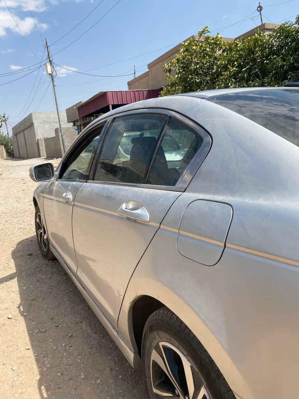 هوندا اكورد موديل 2008 و 4 قتعه به خه بى ليدان كيرو مه كينه بشه رت فوله به س بي سلايته كير توماتيكه ته بريته 10 هه تا 11 وه ره قه خرامه لسه ره دى ژ سه عرى هئته خار سعر 75 و مجال ره قه م موبايل *********** شيخان, نينوى
