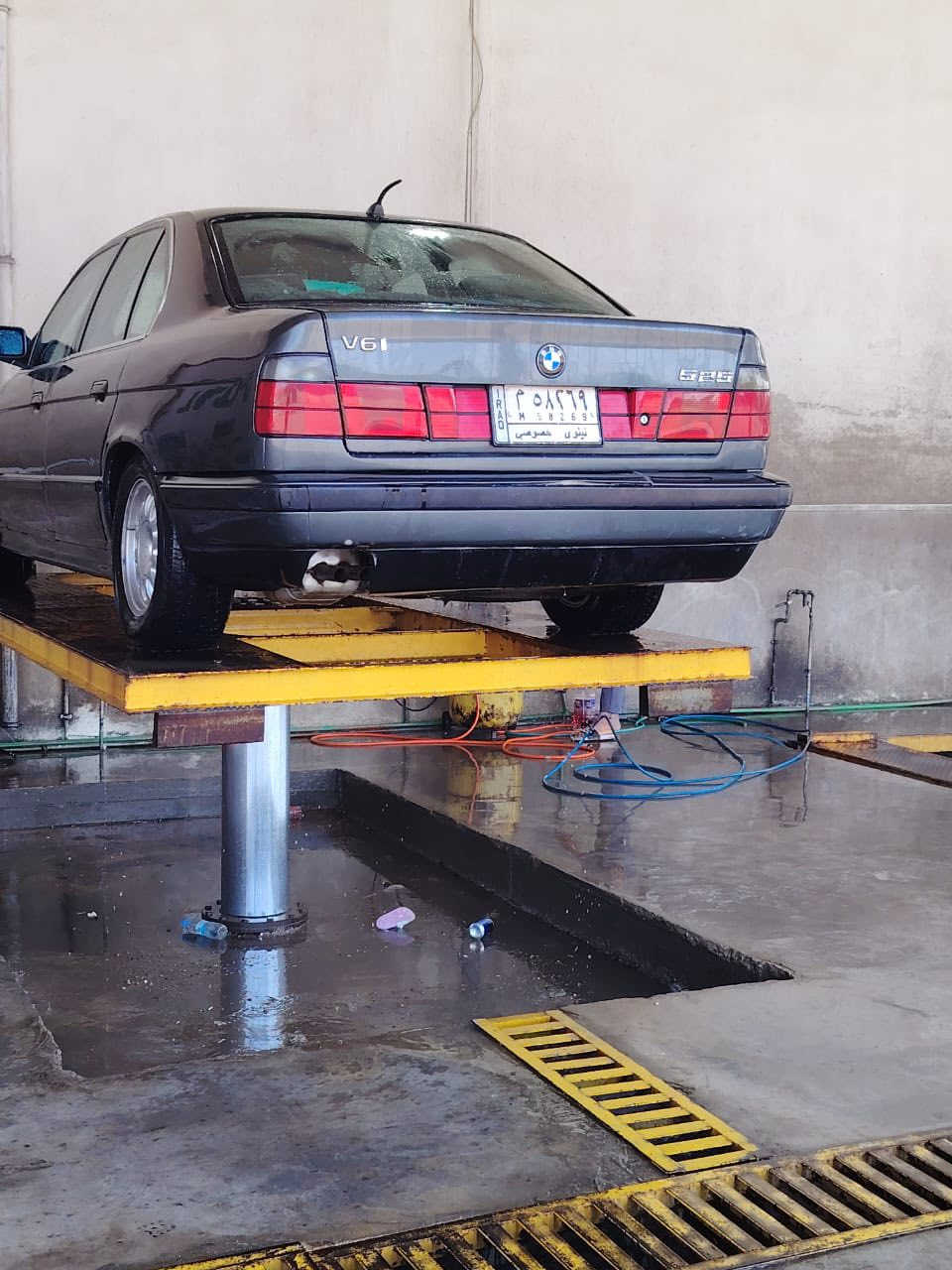 السلام عليكم BMW للبيع
حجم525 محرك مفتوح محرك وكير جديد اني شادهن مال كصه جام4 كهرباء تبريد شغال منضومه جديد سياره خير من الله احله من صور سعر 55 وبيه مجال 

***********
