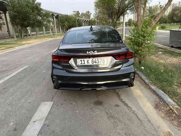 كيا فورتي موديل 23 جيتي لاين دوش 
مكينه 200
الصور واضحه مايحتاج اشرح 
السياره ماشيه 30
فول مواصفات اعلى شي بلفورتي 
السعر 180 
التصال ***********

