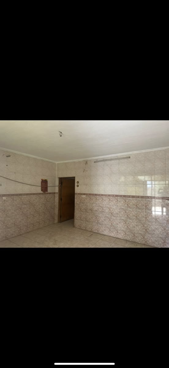 بيت للايجار ب هفالان قرب جامع سيد طيب
اللبيت ١٠٠م طابقين دستور سليماني
الايجار ٤٠٠
***********
