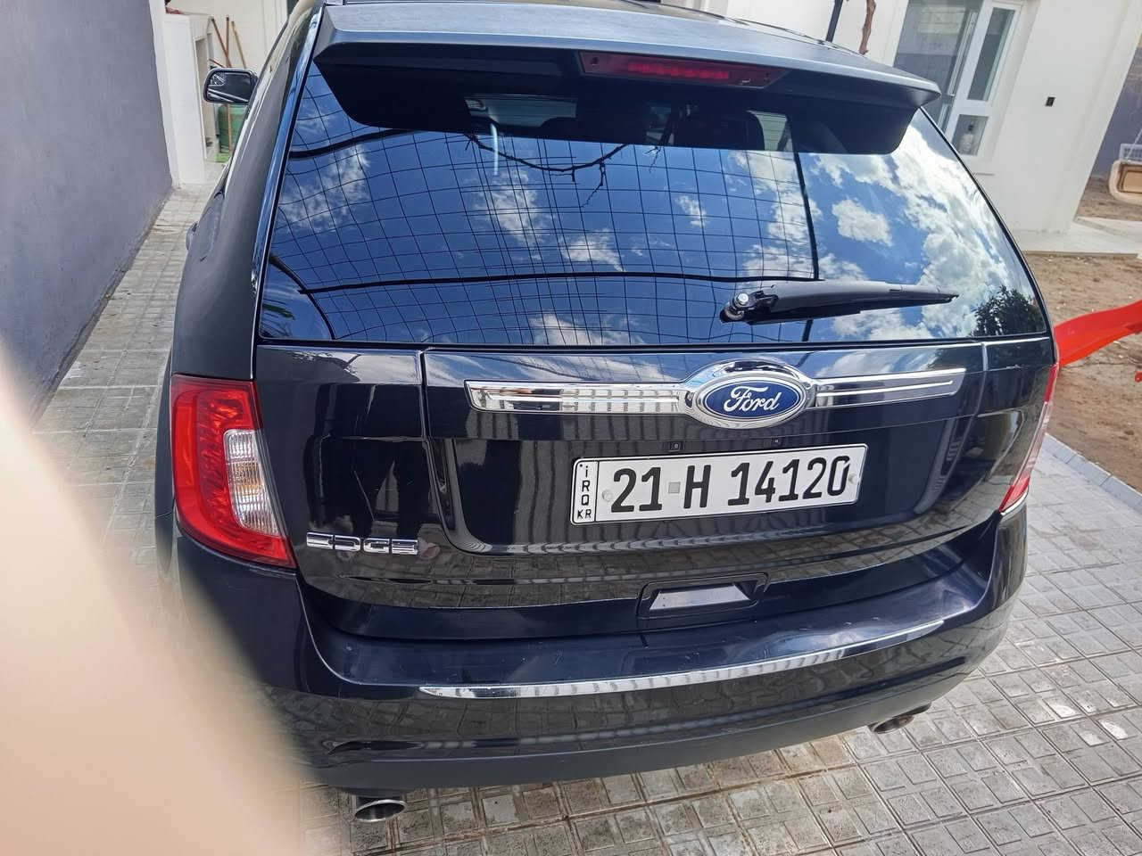 فۆرد ایدج 2011 بێ سبخ  دوو جێی بجوک ساد   غاز ئیتالی و بنزین هەزە و رەقم نوێ    اربیل  110 مجال    ***********
