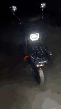 السلام عليكم
دراجه شحن ريان2025 
حجم 16
سرعه حقيقي 50
درع حمايه
ملف 550
4بطاريه ريان
2نمره 
نضام تشغيل سويج وبصمه
مكاني واسط/الصويره
الاستفسار***********
