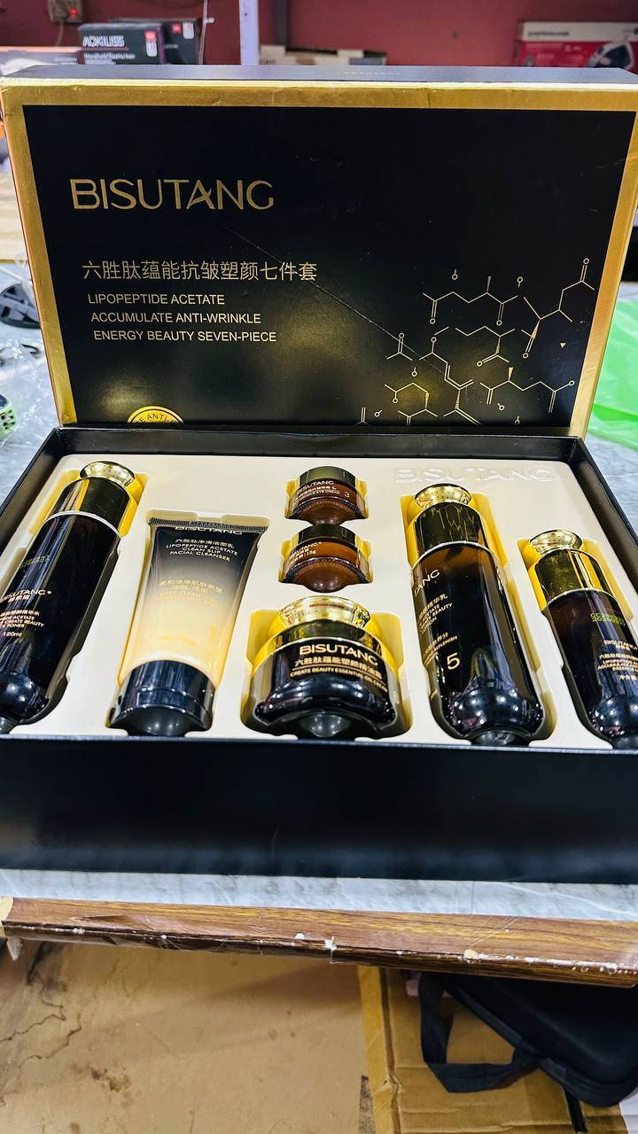 السلام عليكم ورحمة الله وبركاته ✋

عرررررررررض العيد ❤️♥️💪💪💪

30 الف فقط 🫶🫶🫶

مجموعة العناية بالبشرة المضادة للتجاعيد Bisutang Lipopeptide Acetate Energy Beauty Seven-Piece المكونة من سبع قطع.

منظف الوجه (Facial Cleanser): لتنظيف البشرة من الشوائب.

تونر/ماء جوهر (Essence Water): يتميز بقوام سائل لترطيب البشرة وتهيئتها للخطوات التالية.

سيروم (Essence): قوام خفيف يتغلغل بسرعة لتغذية طبقات الجلد العميقة.

لوشن/مستحلب (Emulsion): يساعد في موازنة ترطيب البشرة.

كريم الوجه (Oil Cream): يوفر ترطيباً عميقاً ويشكل طبقة حماية لحبس الرطوبة داخل الجلد.

كريم العين (Eye Cream): مصمم خصيصاً للمنطقة الحساسة حول العين لتقليل الجفاف والتجاعيد

عرررررررررض خااااص  30  الف فقط سعر البكج بلكامل


**إذا كنت صاحب هذا الإعلان وتريد حذفه لأي سبب، رجاءا أرسل رسالة إلى الدعم الفني**