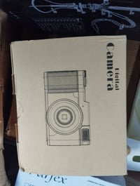 كاميرا • بدون تفاصيل