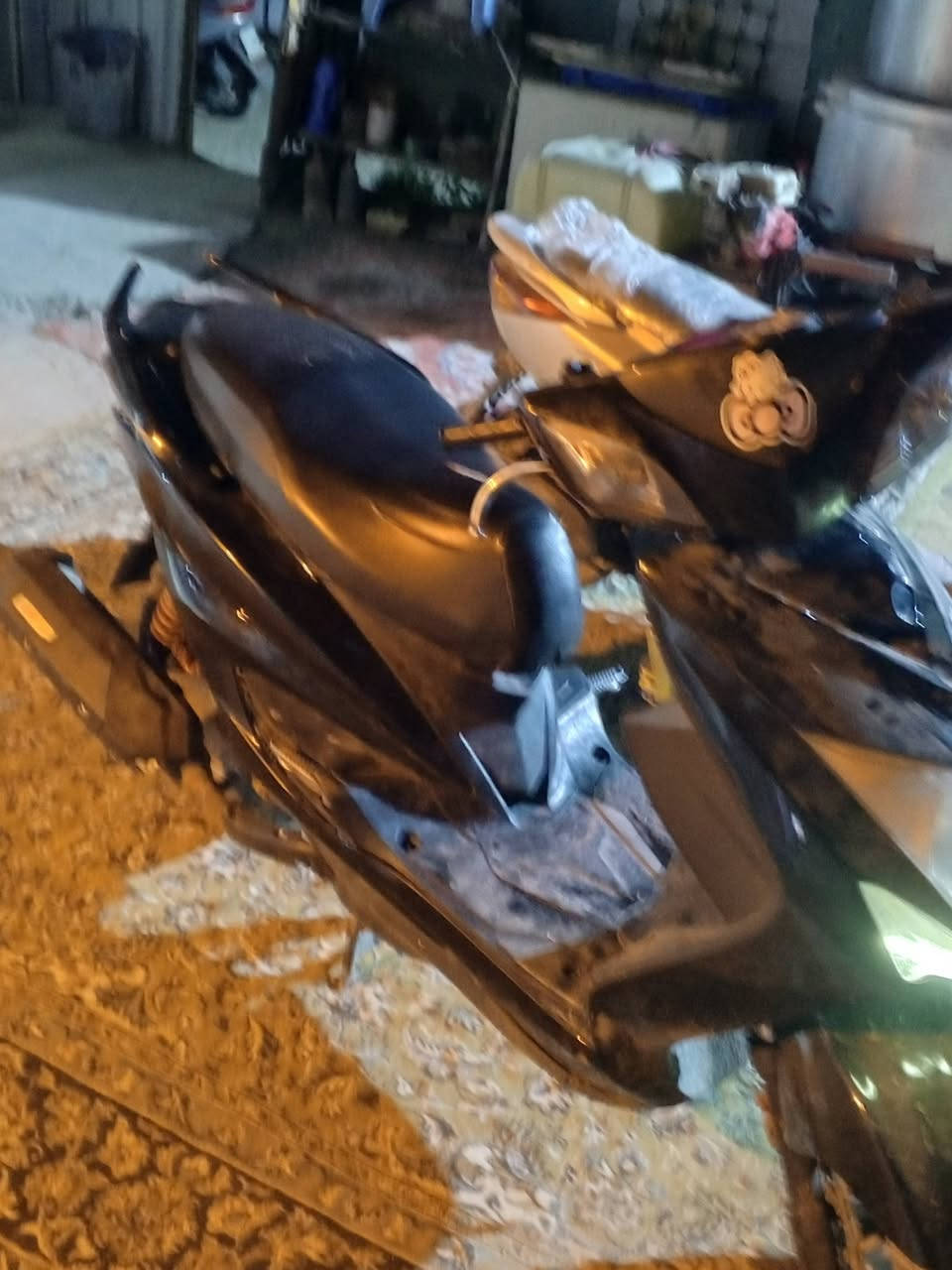 السلام عليكم سكنس لد الدراجه ما محتاجها 
جنت اروح للشغل أو ارجع بيها الدراجه خير من الله
بيها كلج جيسوس رياضي خلفي بس الاكلج الامام تعبان مالتها اكفلها سرقه بس لئن دراجه مال شارع ما تعرف شي صير بيها وره ما تأخذها السعر 900 أو بيها مجال بكان الشعب حي سومر
***********
