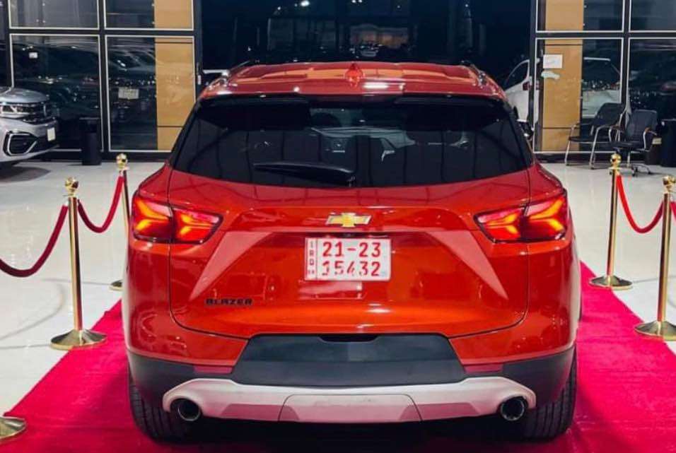 شيفروليه بلايزر 2021 محرك 6سلندر 3600
6 بصمات ابواب و صنوق و تشتغيل 
تشغيل عن بعد
رادار مانع تصادم
رادار جانبي 
تحديد مسار 
حساس خلفي
كاميرا دواره بلاد 
صندوق كهرباء 
بجم كبس بلاد 
كرسي السائق كهرباء
الكشنات الامامية تدفئة
كاربلاي واي فاي بدون كيبل
3 وضعيات قيادة : سبورت -  نورمال - ثلوج
رقم اربيل بأسم شركة وكالة او تحويل حسب رغبة المشتري
فول مواصفات عدا الفتحة 
ماشية 106 تقريباً قابل للزيادة
ويل 18 
حادثها جاملق و باب السائق بدون دواخل مثل ما موضح بالصور  
225 و بيها مجال بسيط 
للاتصال*********** البصرة, العراق
