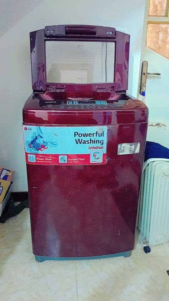 غساله LG توماتك حجم كبير شغاله تغسل بطانيات نضافة 90بالمية. قفلها كلش، 250
العنوان المطحيه***********
