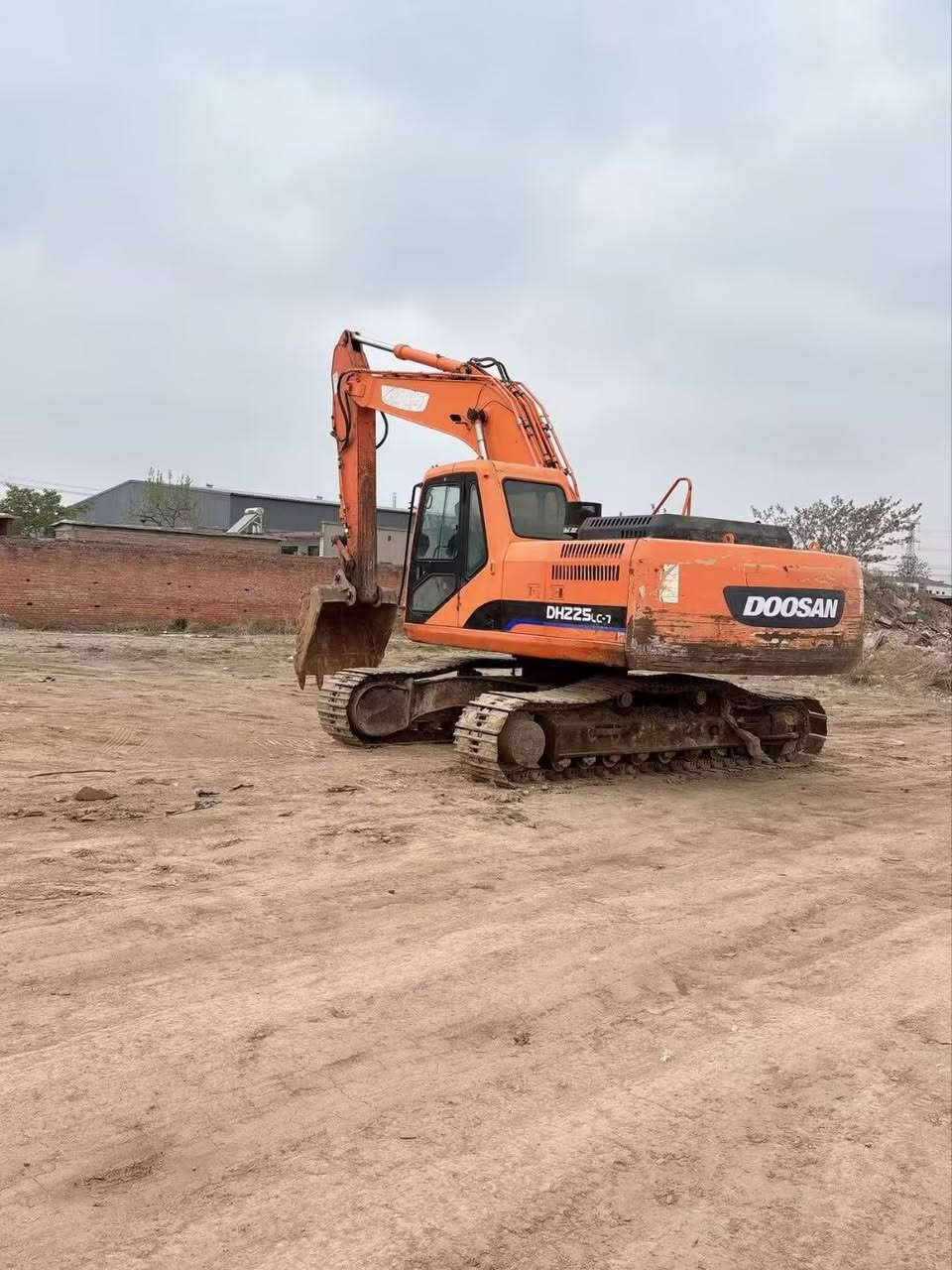 Doosan dh225-7


**إذا كنت صاحب هذا الإعلان وتريد حذفه لأي سبب، رجاءا أرسل رسالة إلى الدعم الفني**